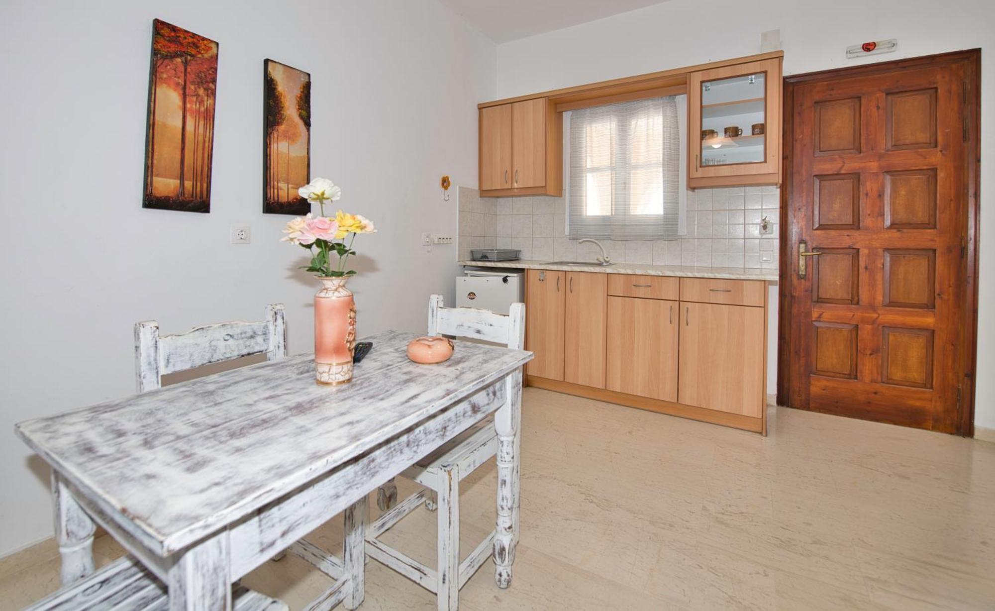 Ira Apartments Kamári Extérieur photo
