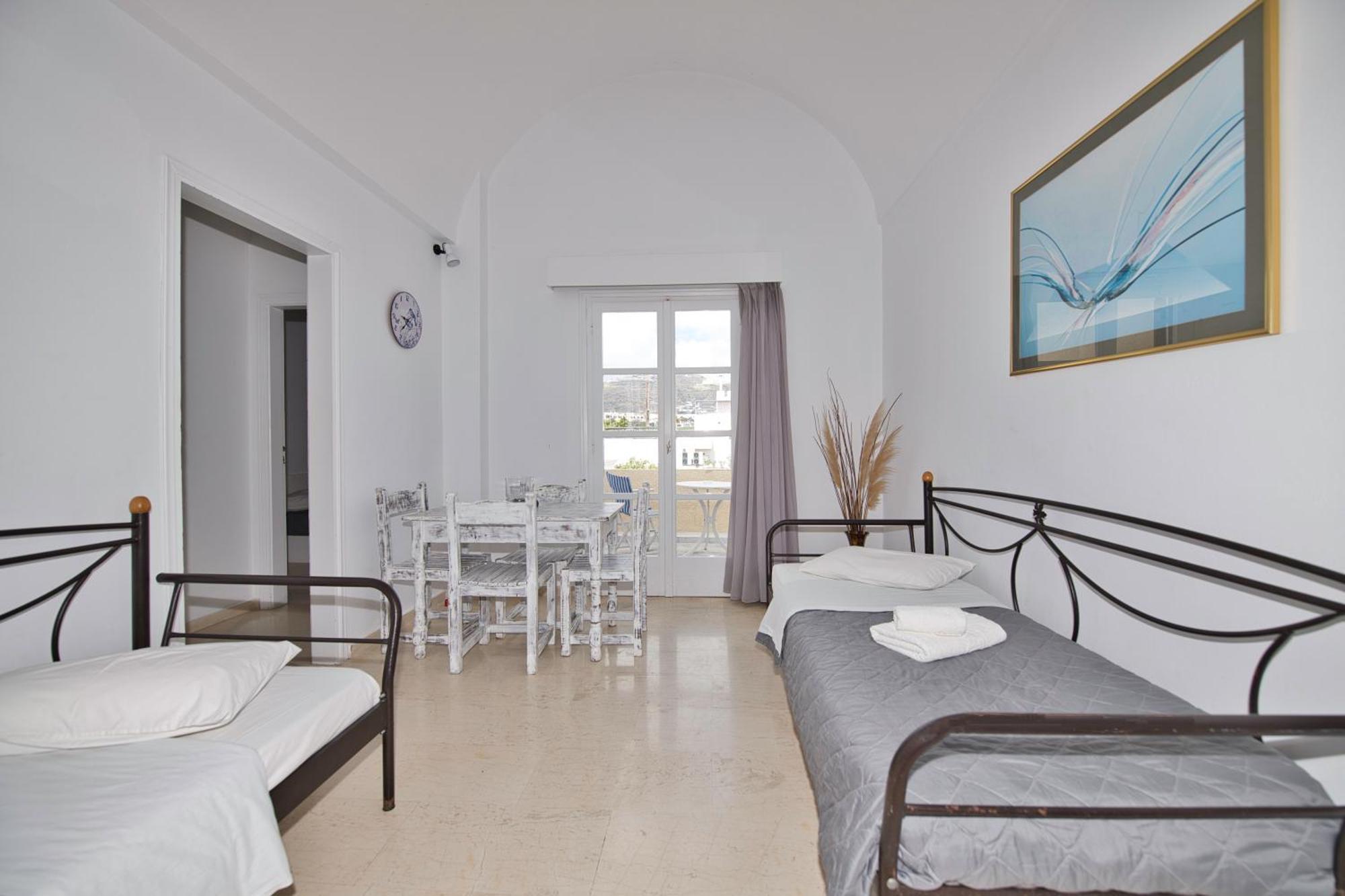 Ira Apartments Kamári Extérieur photo