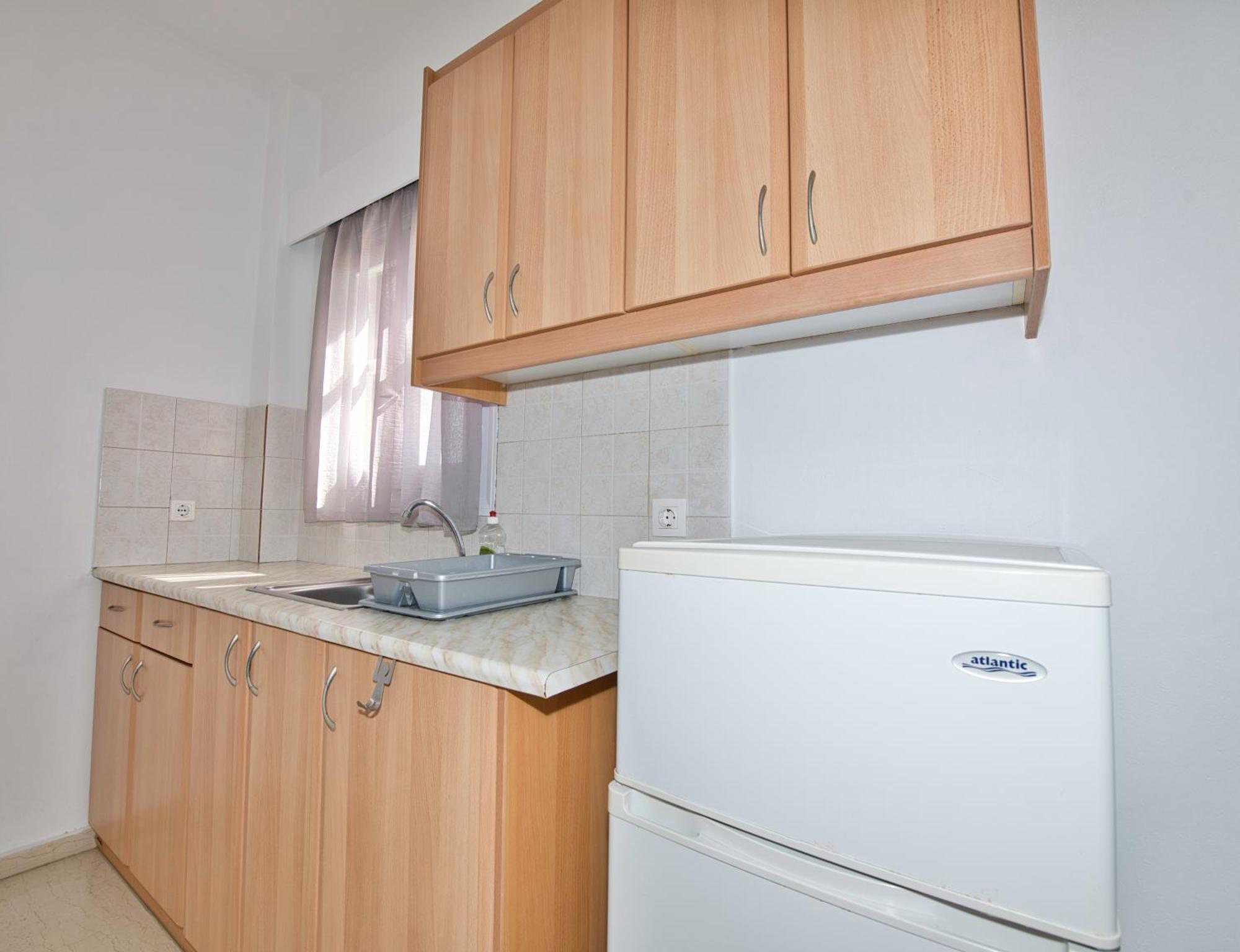 Ira Apartments Kamári Extérieur photo